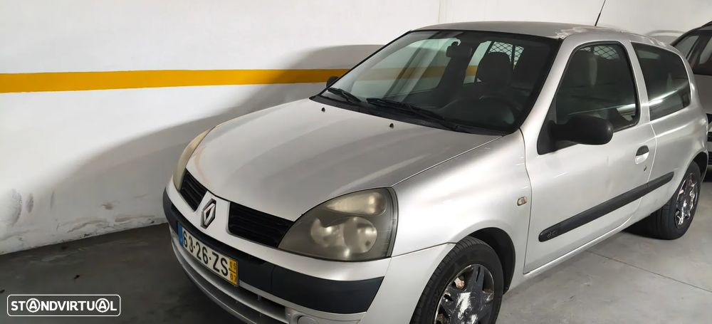 Renault Clio - 2