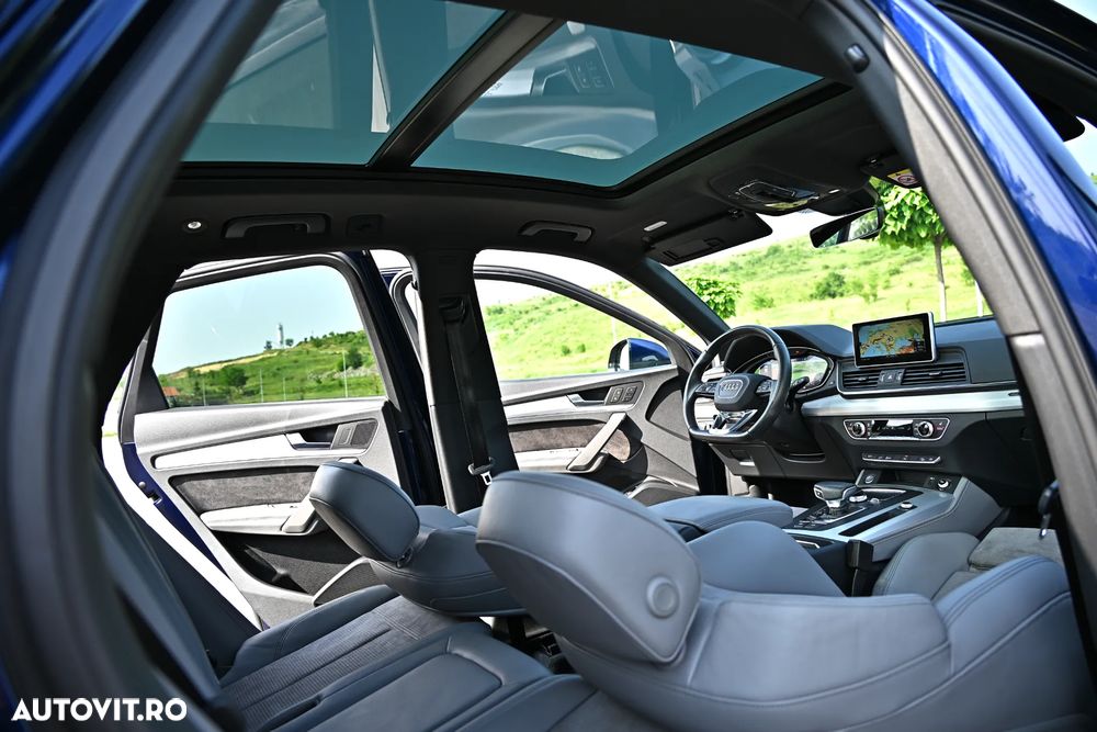 Audi Q5 55 TFSIe quattro S tronic S line business - 28