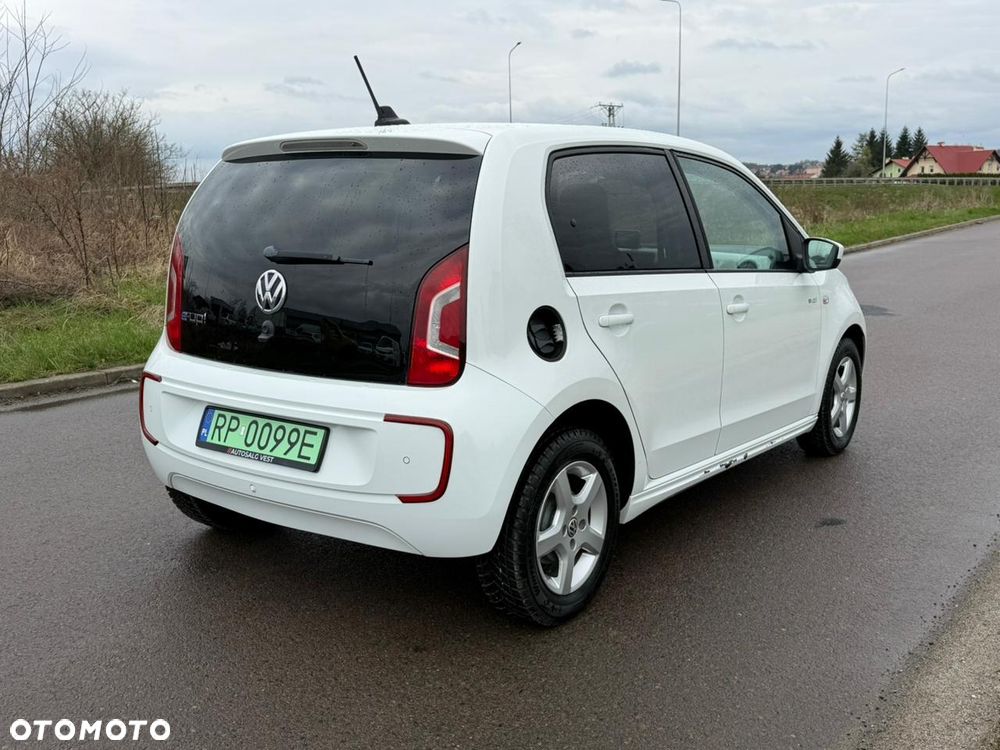 Volkswagen up! e-up - 8