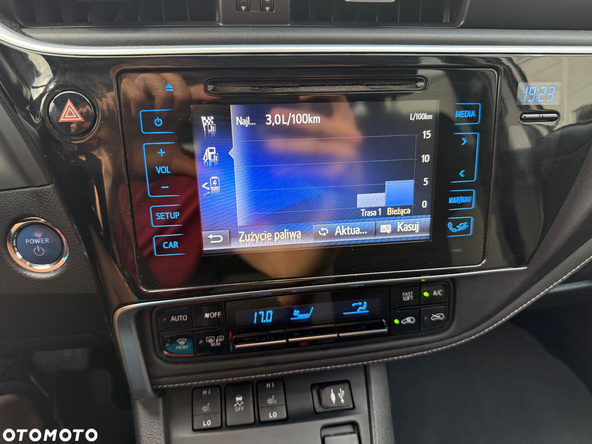 Toyota Auris - 16