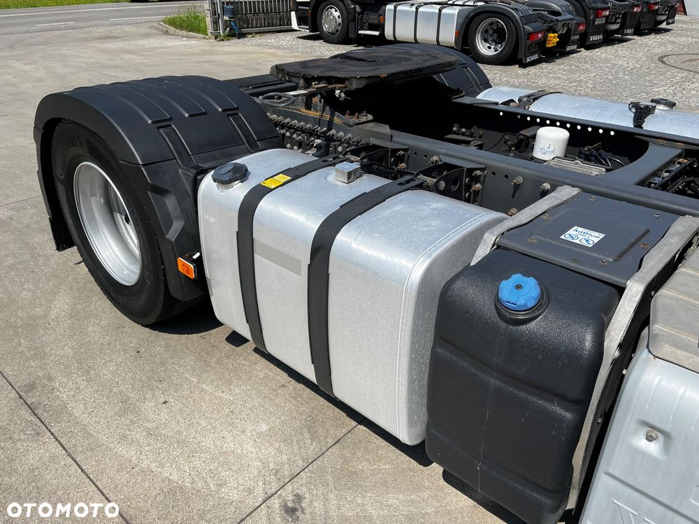 Volvo FH // Standard // 2018 Rok // Parkclima // Duże zbiorniki // Joystick // - 12