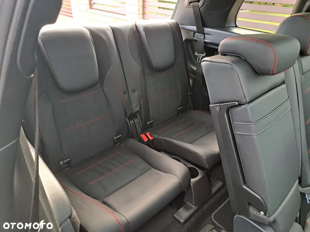 Mercedes-Benz GLB 200 7G-DCT AMG Line - 11