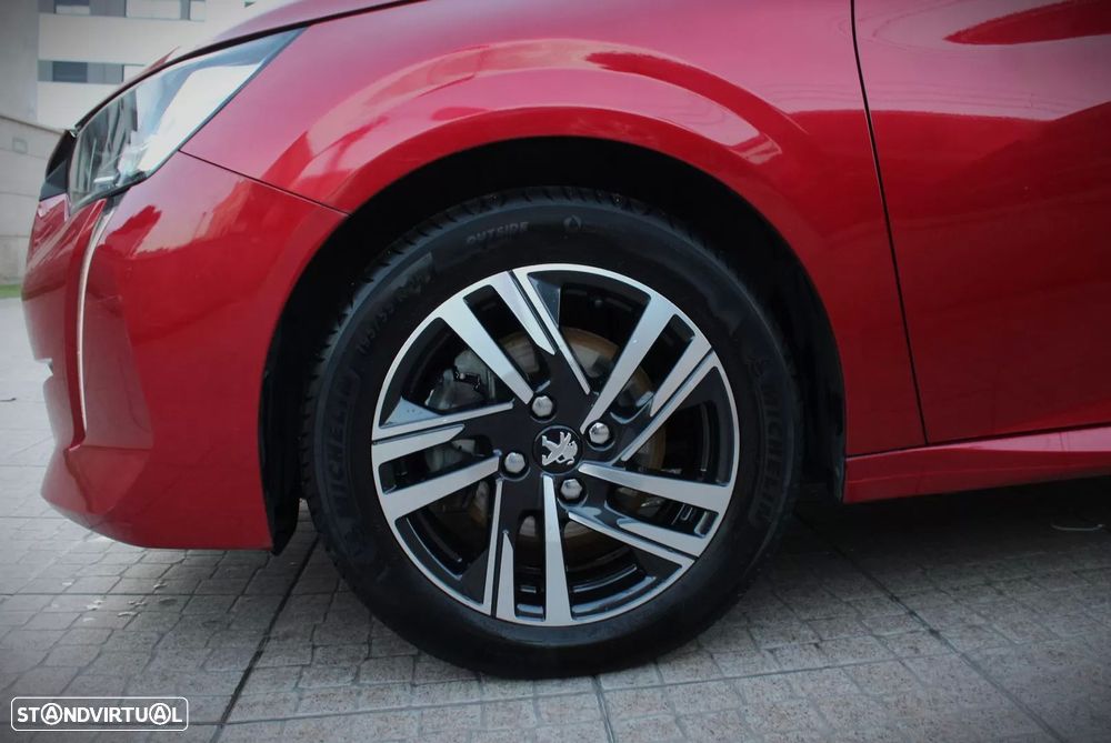 Peugeot 208 1.2 PureTech Allure EAT8 - 6