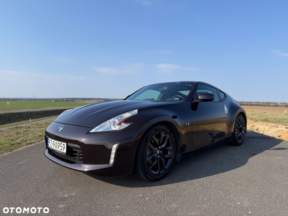 Nissan 370 Z - 1