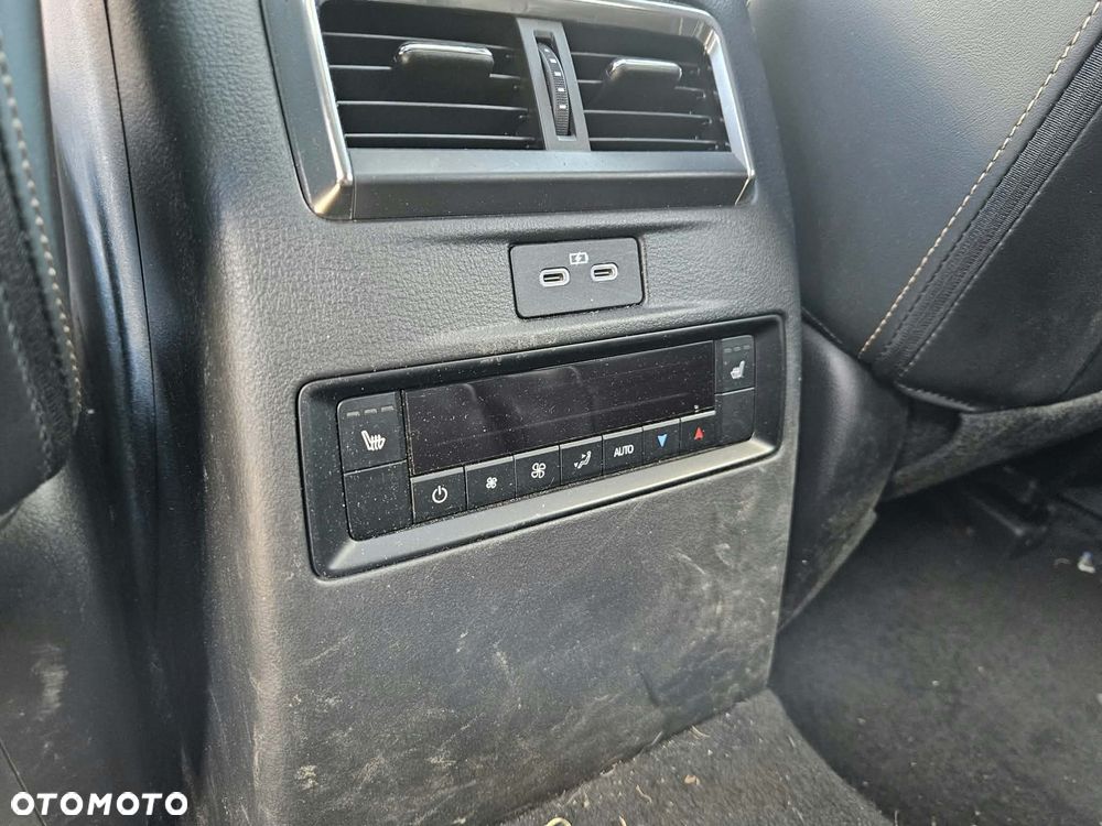 Mazda CX-80 AWD PHEV EXCLUSIVE-LINE - 28