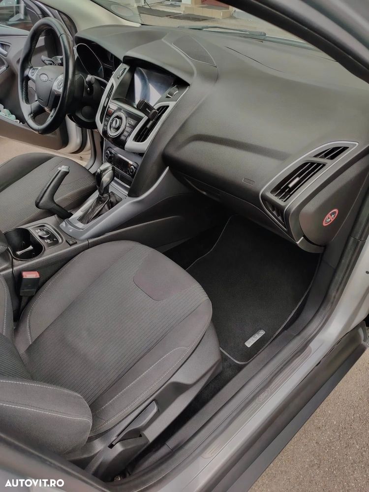 Ford Focus - 6
