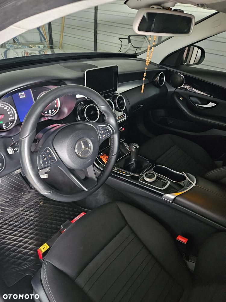 Mercedes-Benz Klasa C 200 - 16