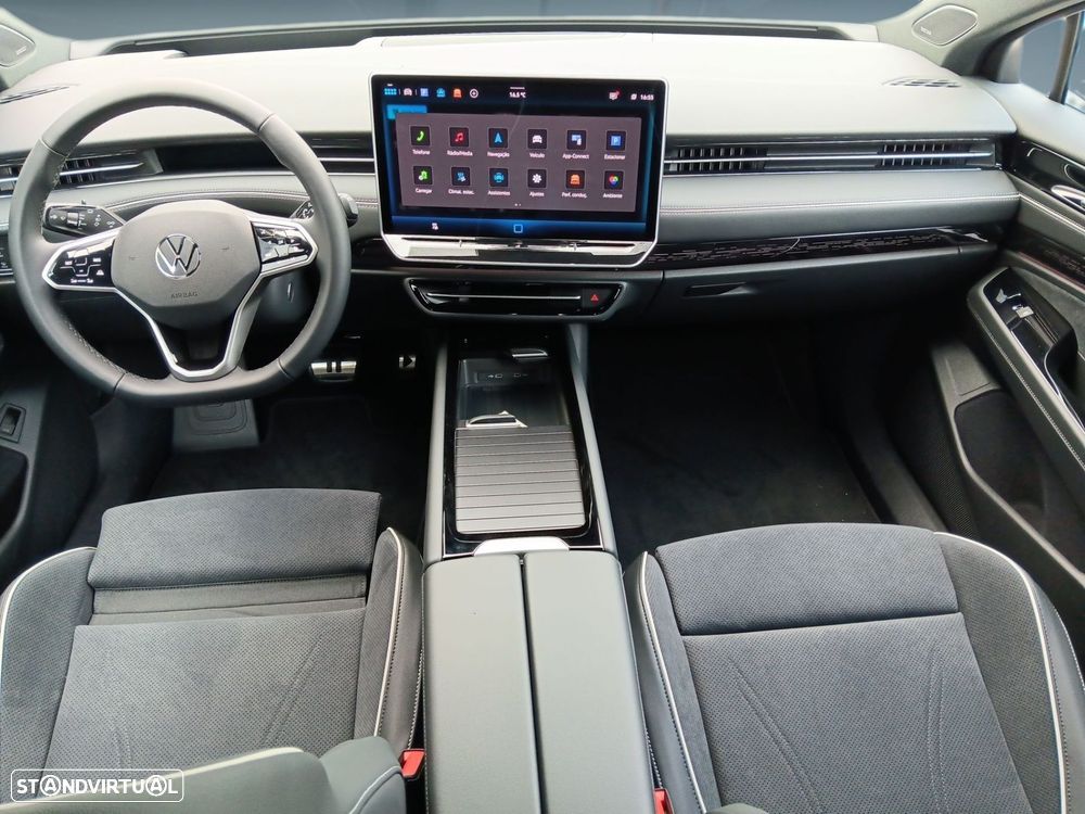 Volkswagen ID.7 Tourer — fotografia 9