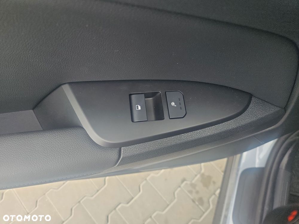 Kia Sportage - 16