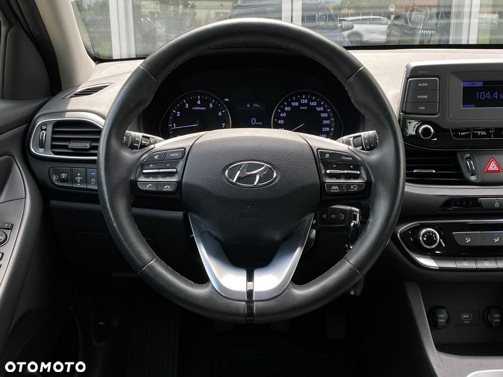 Hyundai i30 1.5 DPI Modern - 15