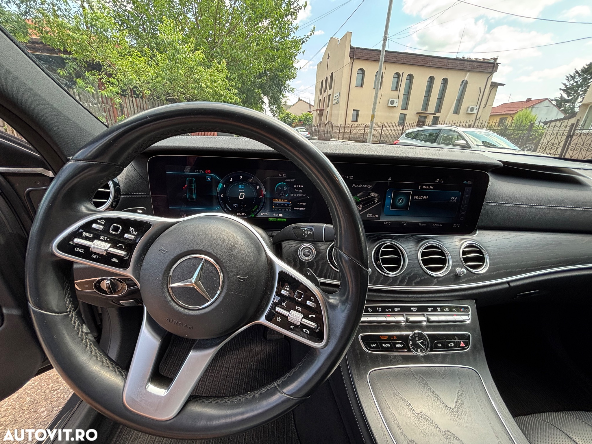 Mercedes-Benz E 300 de T 9G-TRONIC AMG Line - 17