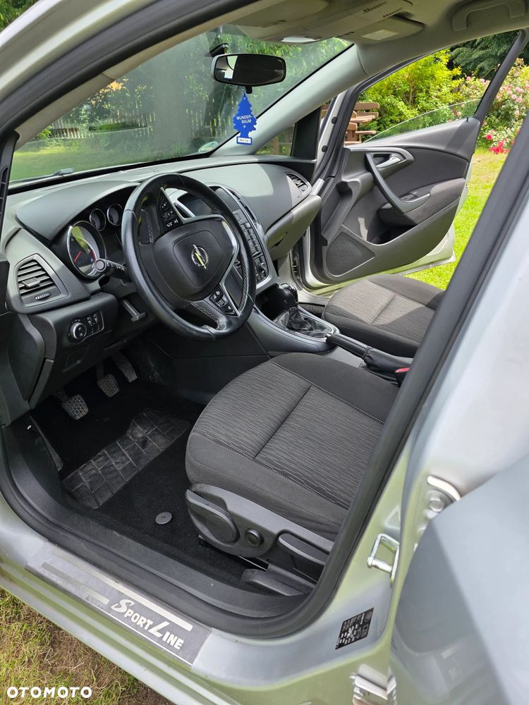 Opel Astra 1.6 CDTI Sport - 4