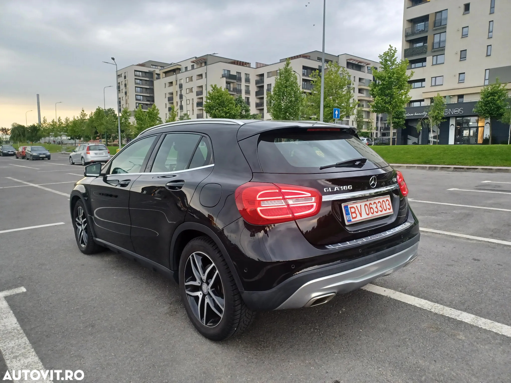 Mercedes-Benz GLA 180 (CDI) d 7G-DCT - 12
