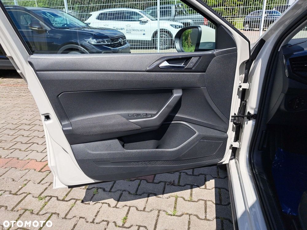 Volkswagen Taigo - 11