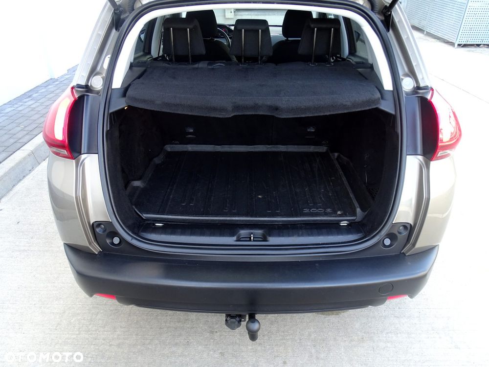 Peugeot 2008 1.6 BlueHDi Style - 13