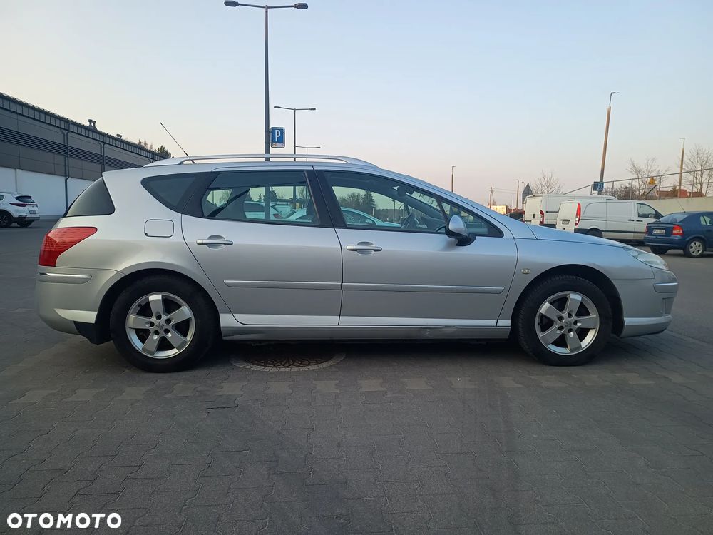 Peugeot 407 ver-2-0-hdi-premium-navtech - 2