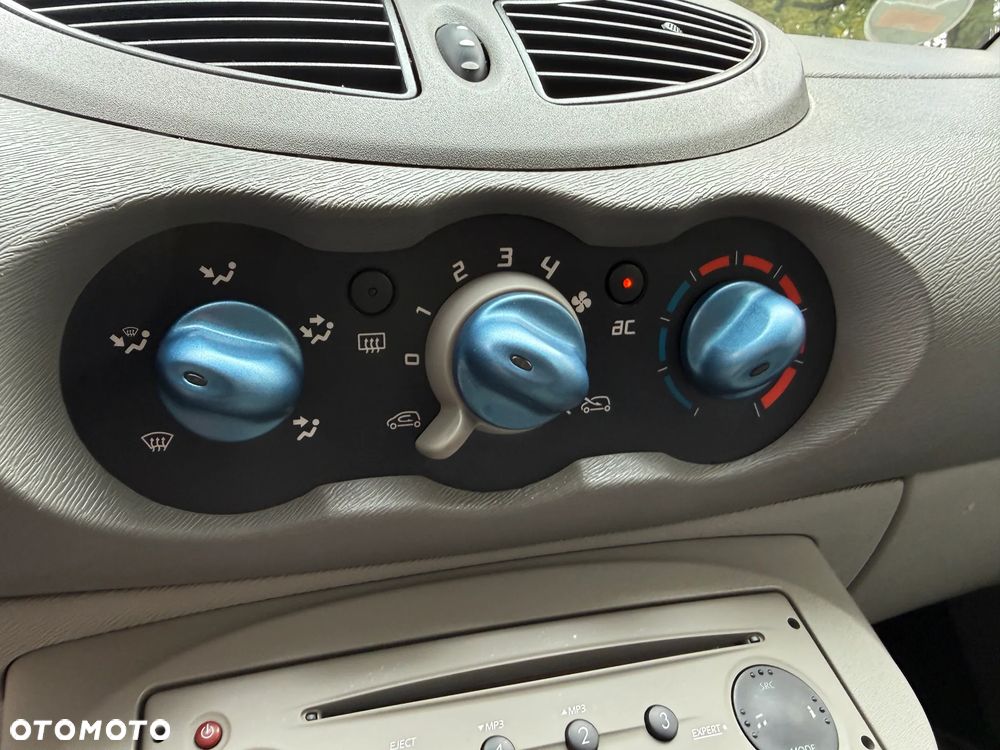 Renault Twingo - 17