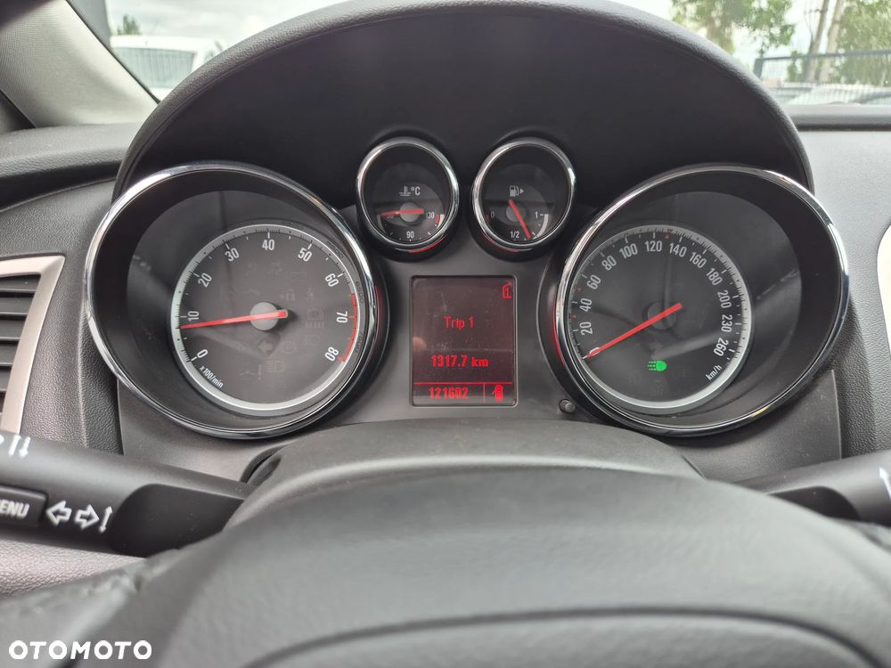 Opel Astra 1.6 Design Edition - 35