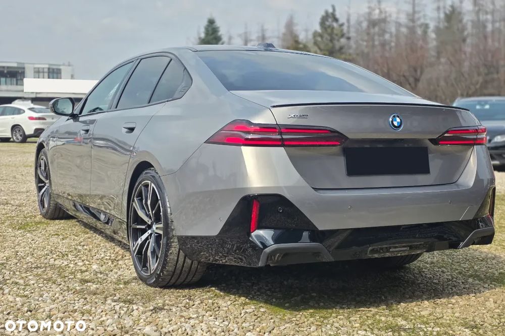 BMW Seria 5 540d xDrive mHEV M Sport - 7