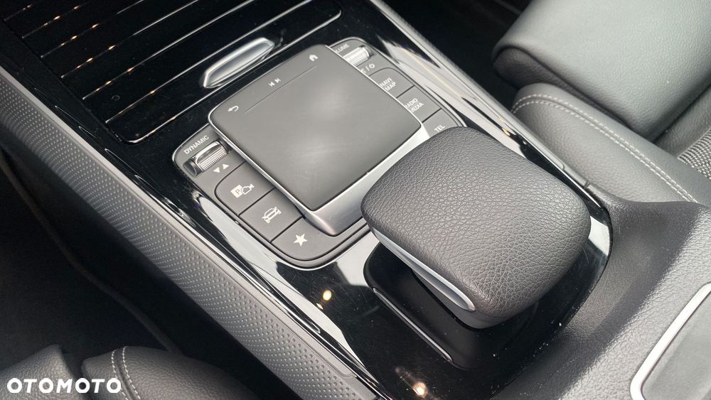 Mercedes-Benz GLB 200 d 8G-DCT - 18