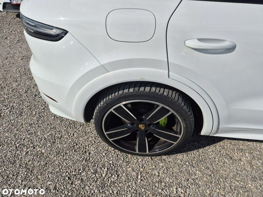 Porsche Cayenne - 7