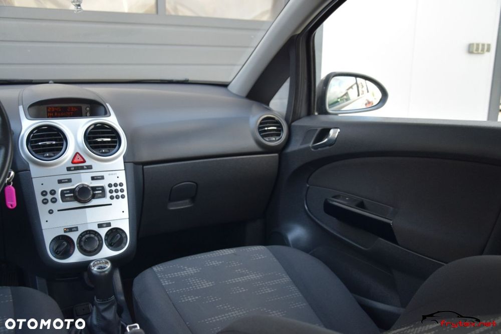 Opel Corsa - 23