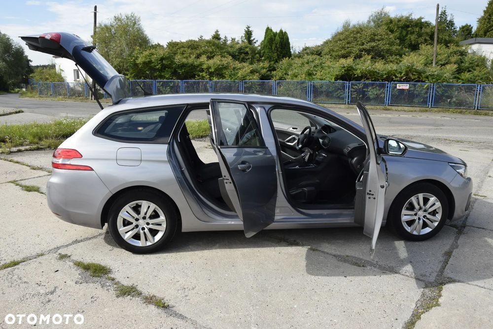 Peugeot 308 - 3