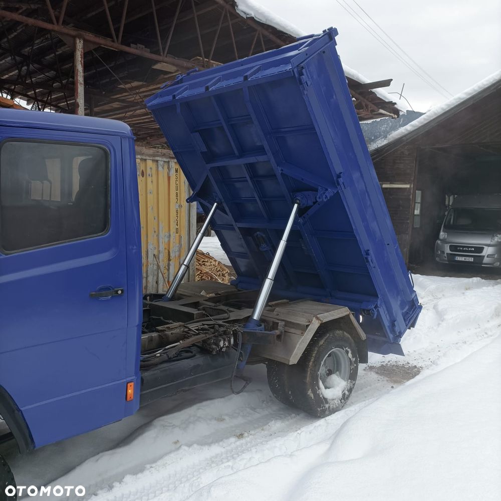 Mercedes-Benz Vario - 2