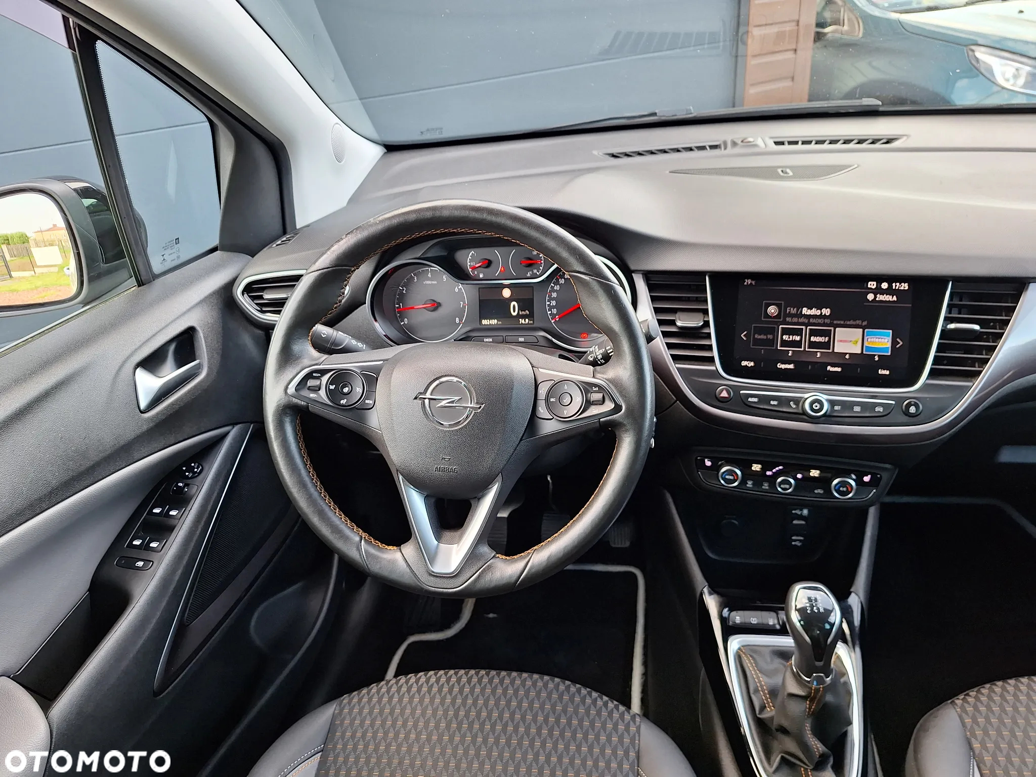 Opel Crossland X - 9