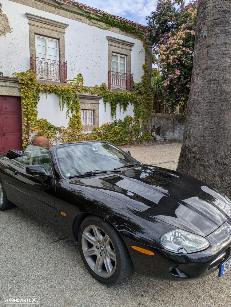 Jaguar XK - 1