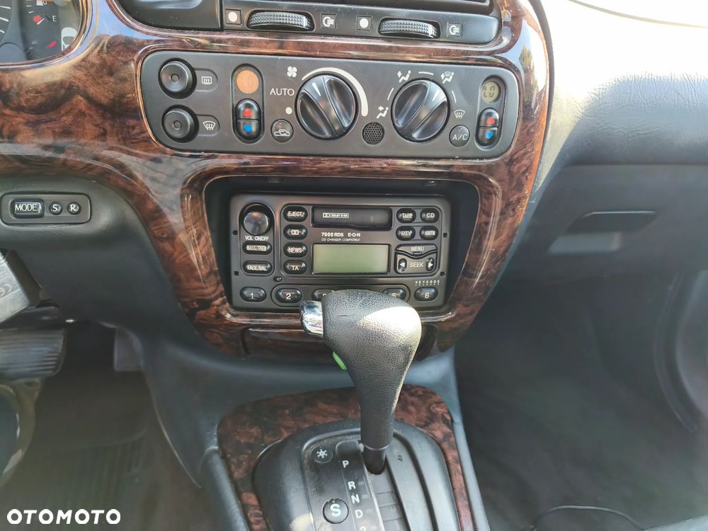 Ford Scorpio - 29