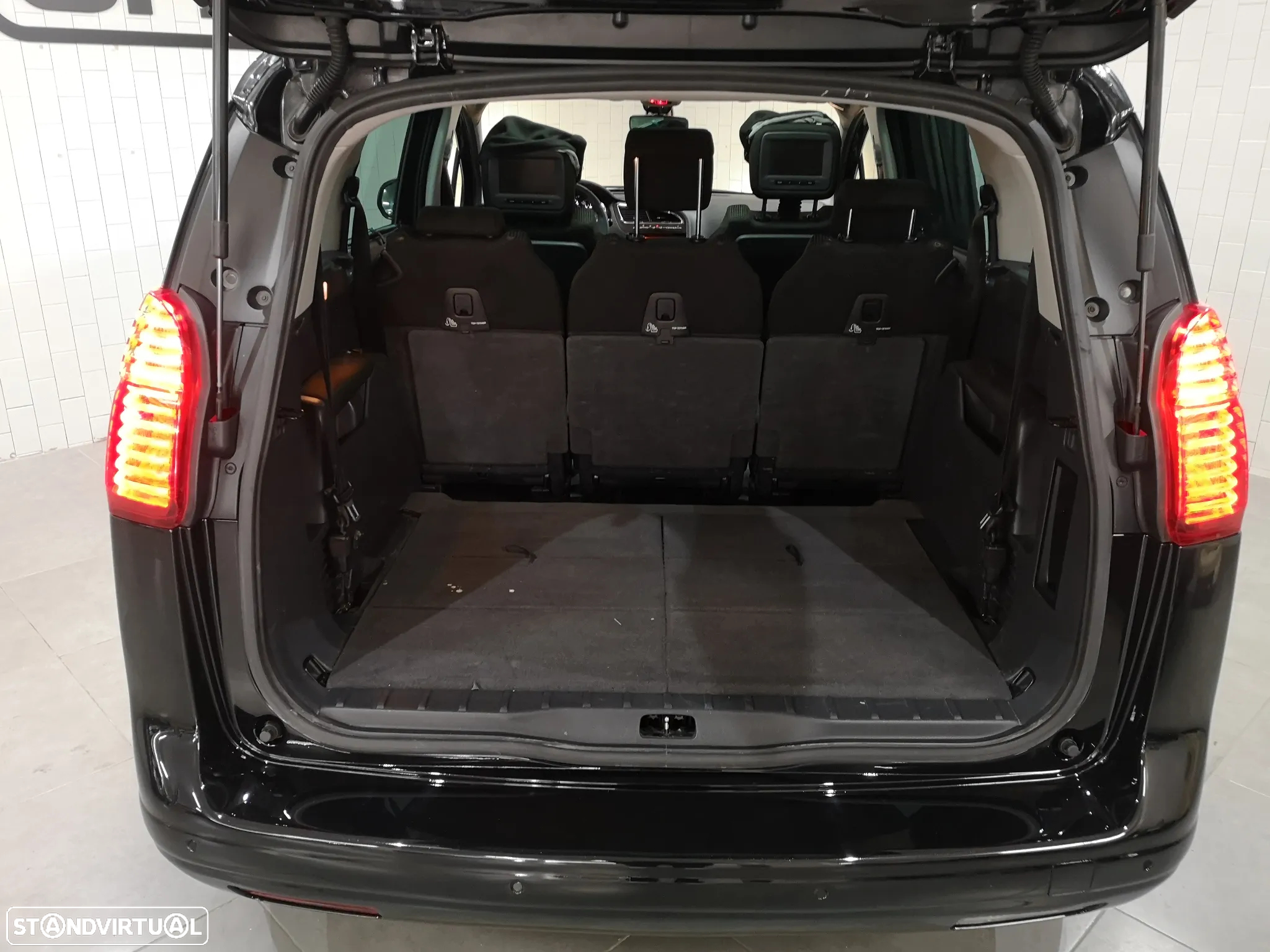 Peugeot 5008 1.6 HDi 7L Allure - 20