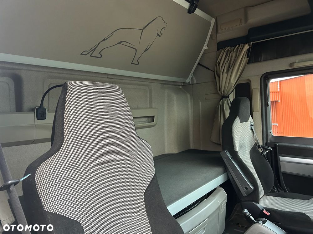 MAN TGX 26.510 KM 6x2 XXL RETARDER 65 000 KG DMC / 3 OSIOWY / REJESTRACJA 2020 ROK / PRZEBIEG 568 236 KM / ZIMOWE OPONY / WAGA / HAMULCE PRAWIE NOWE WSZYSTKIE OSIE PRAWIE 90% OKŁADZIN / JEDYNIE 9 TYS. MOTOGODZIN PRACY SILNIKA !! - 38