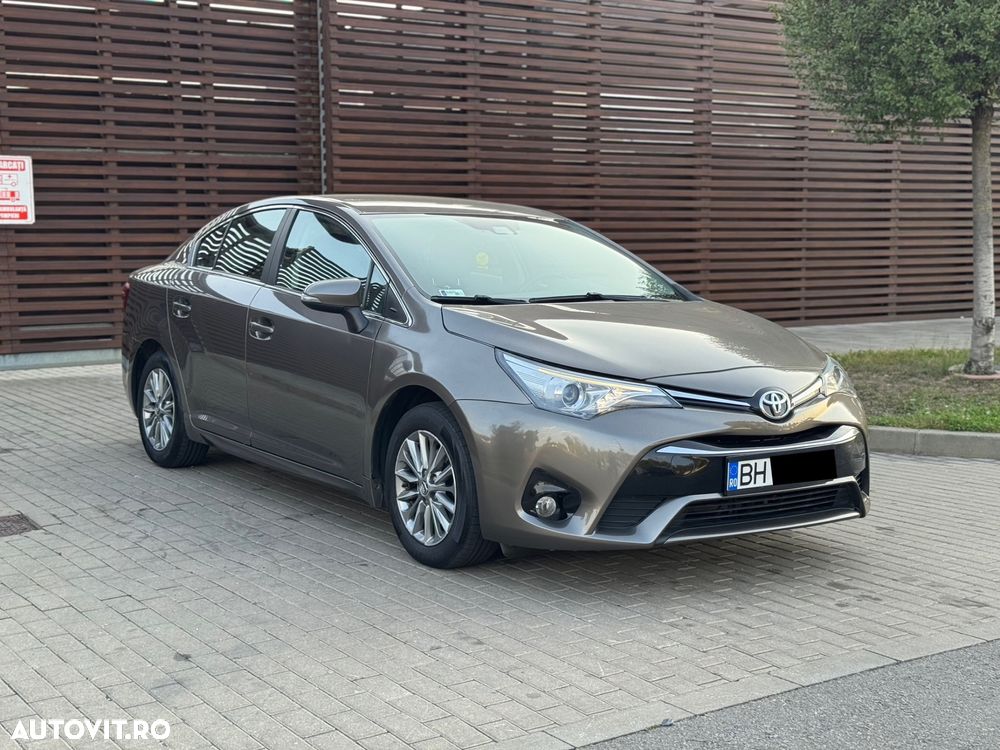 Toyota Avensis 1.8 Executive - 3