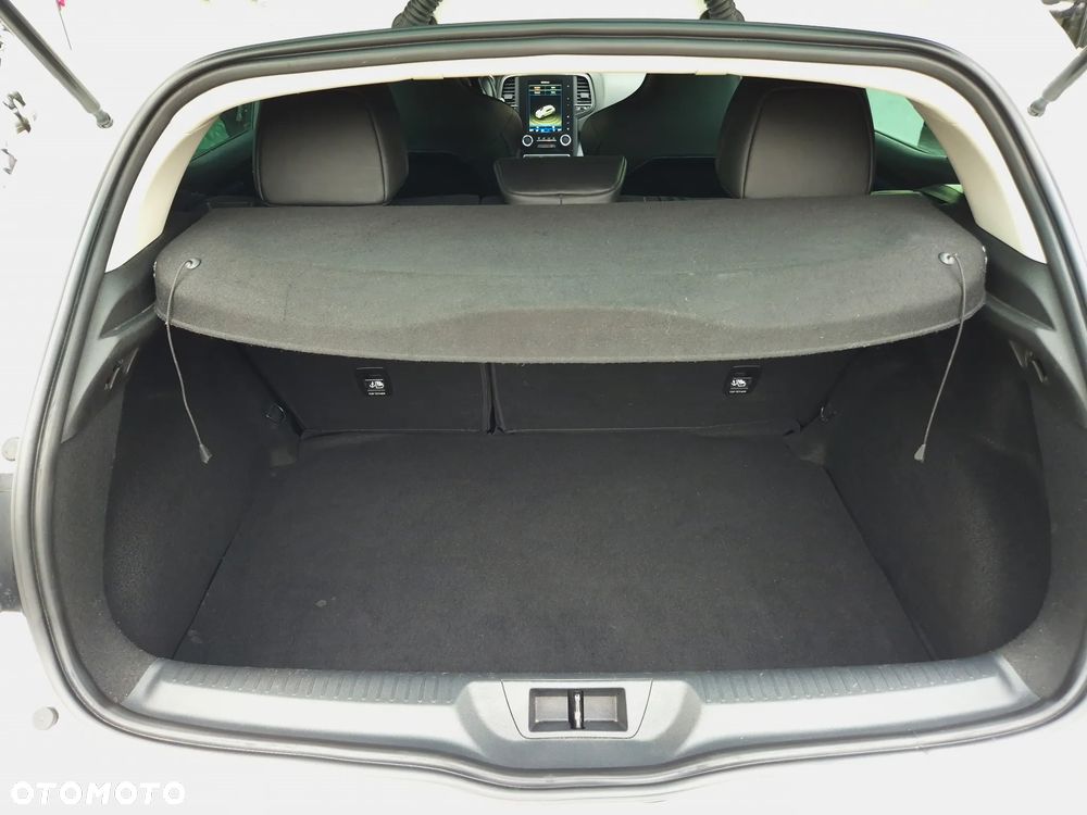Renault Megane 1.6 TCe GT EDC - 28