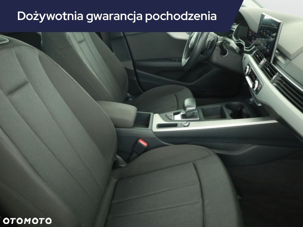 Audi A4 Limousine - 9