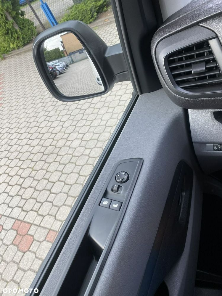 Toyota ProAce - 15