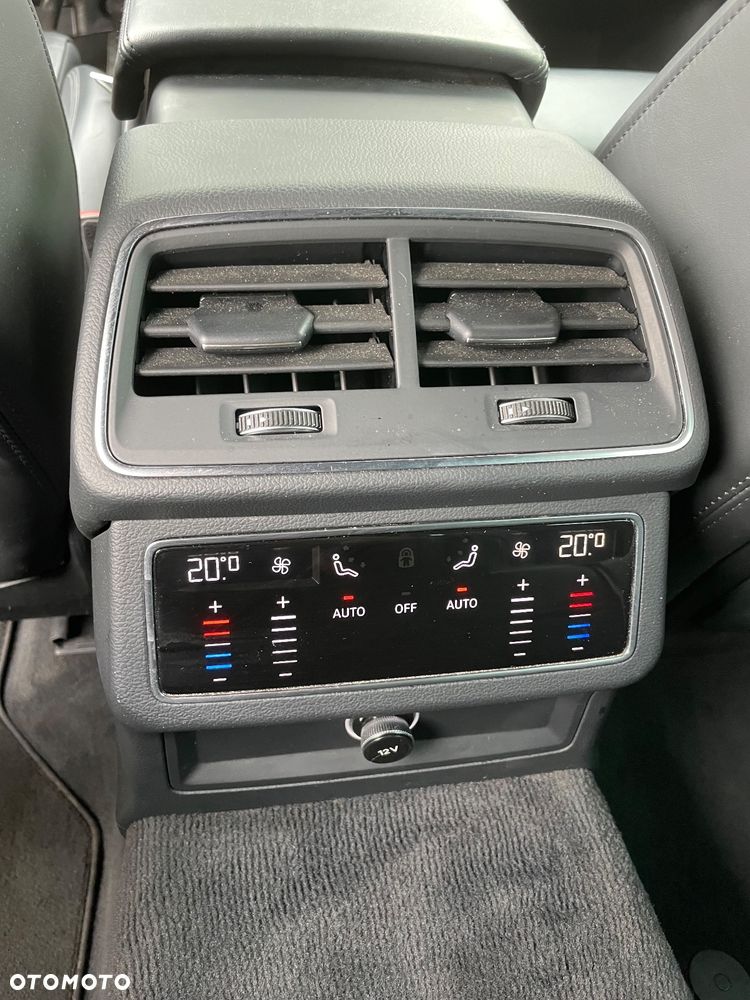 Audi A6 - 12