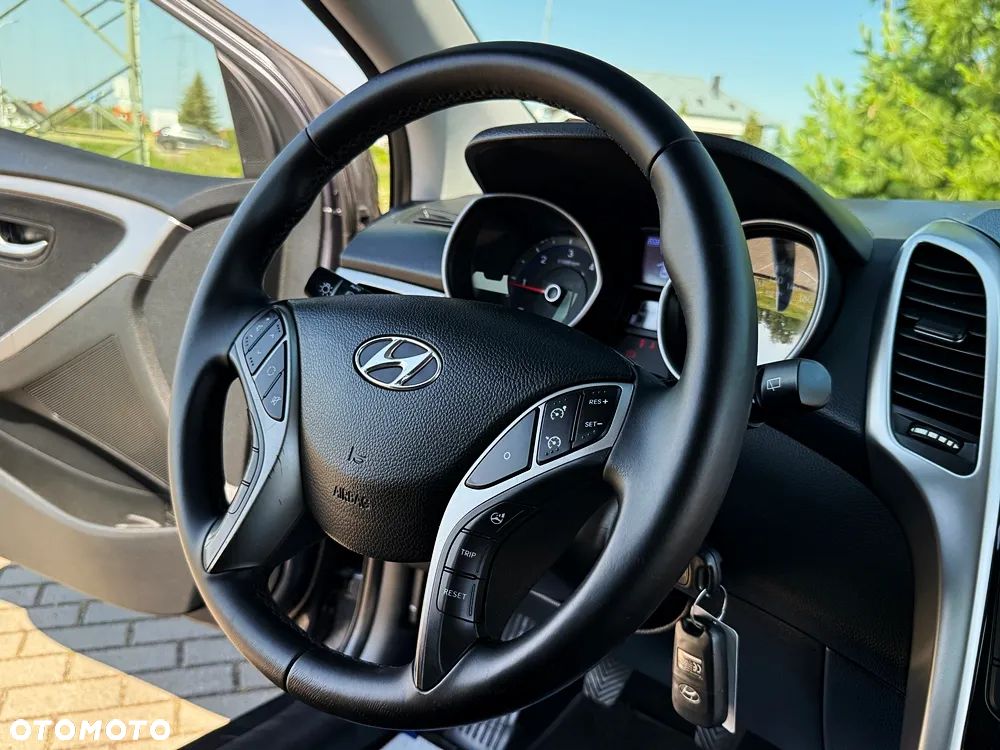 Hyundai i30 1.6 CRDi Comfort - 32