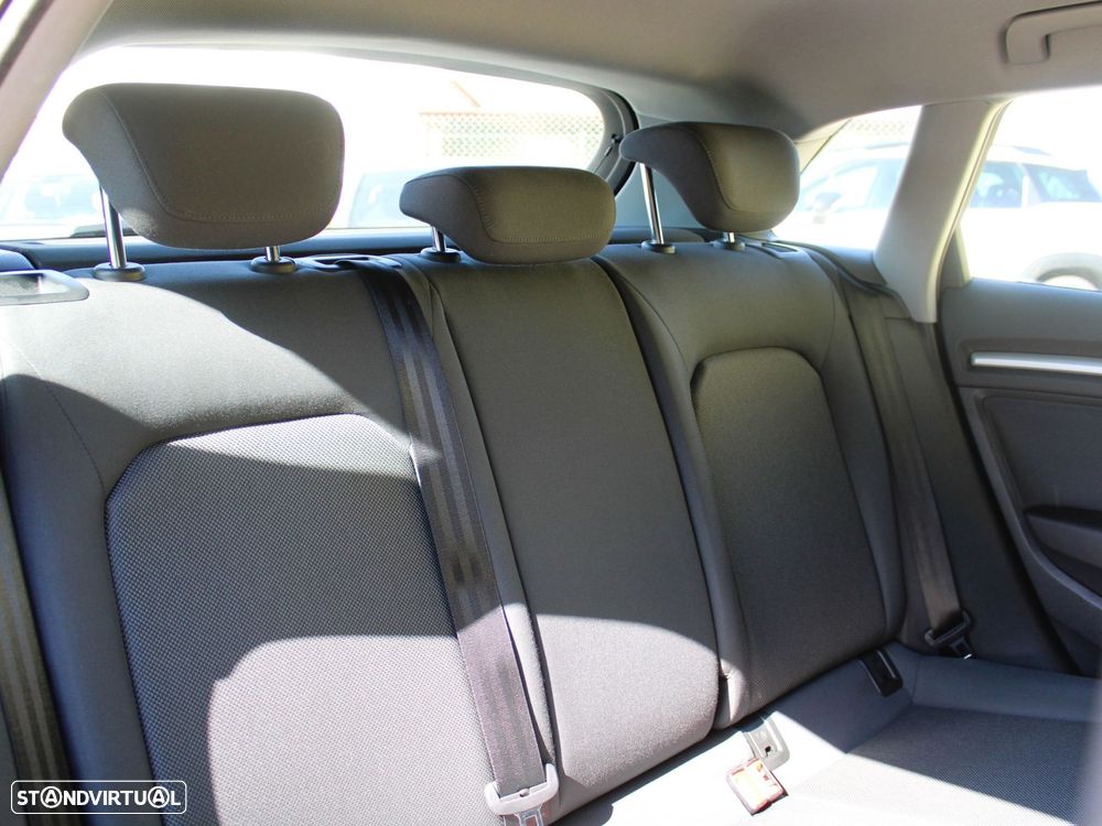 Audi A3 Sportback 30 TFSI S tronic - 48