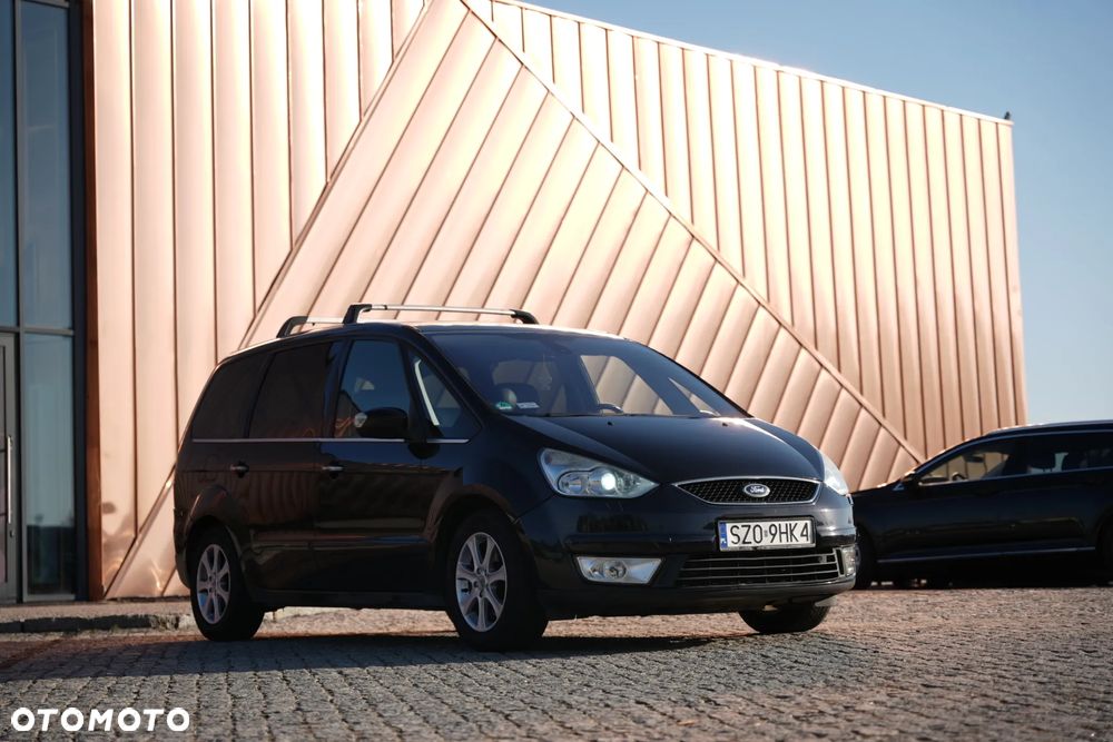 Ford Galaxy 2.0 TDCi Ghia - 18