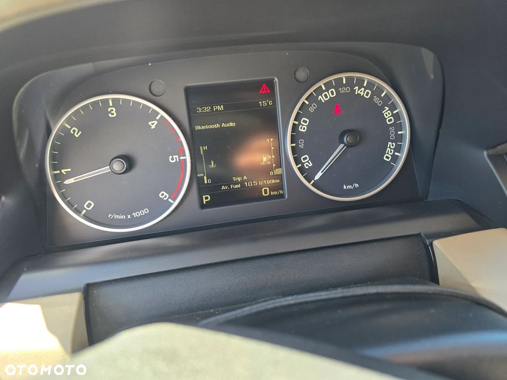 Land Rover Discovery 3.0 SD V6 HSE - 14