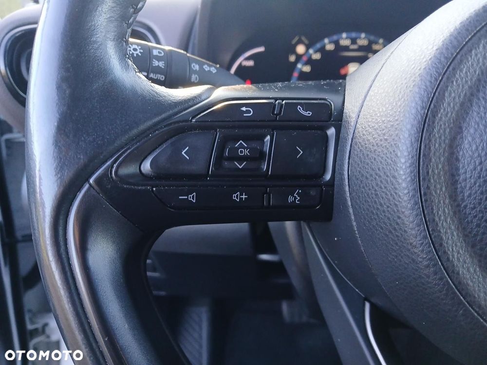 Toyota Yaris Cross - 25