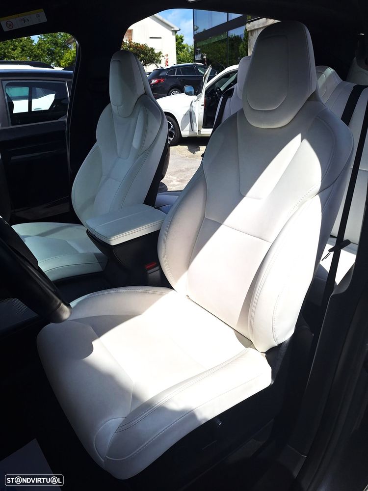 Tesla Model X 100D - 10