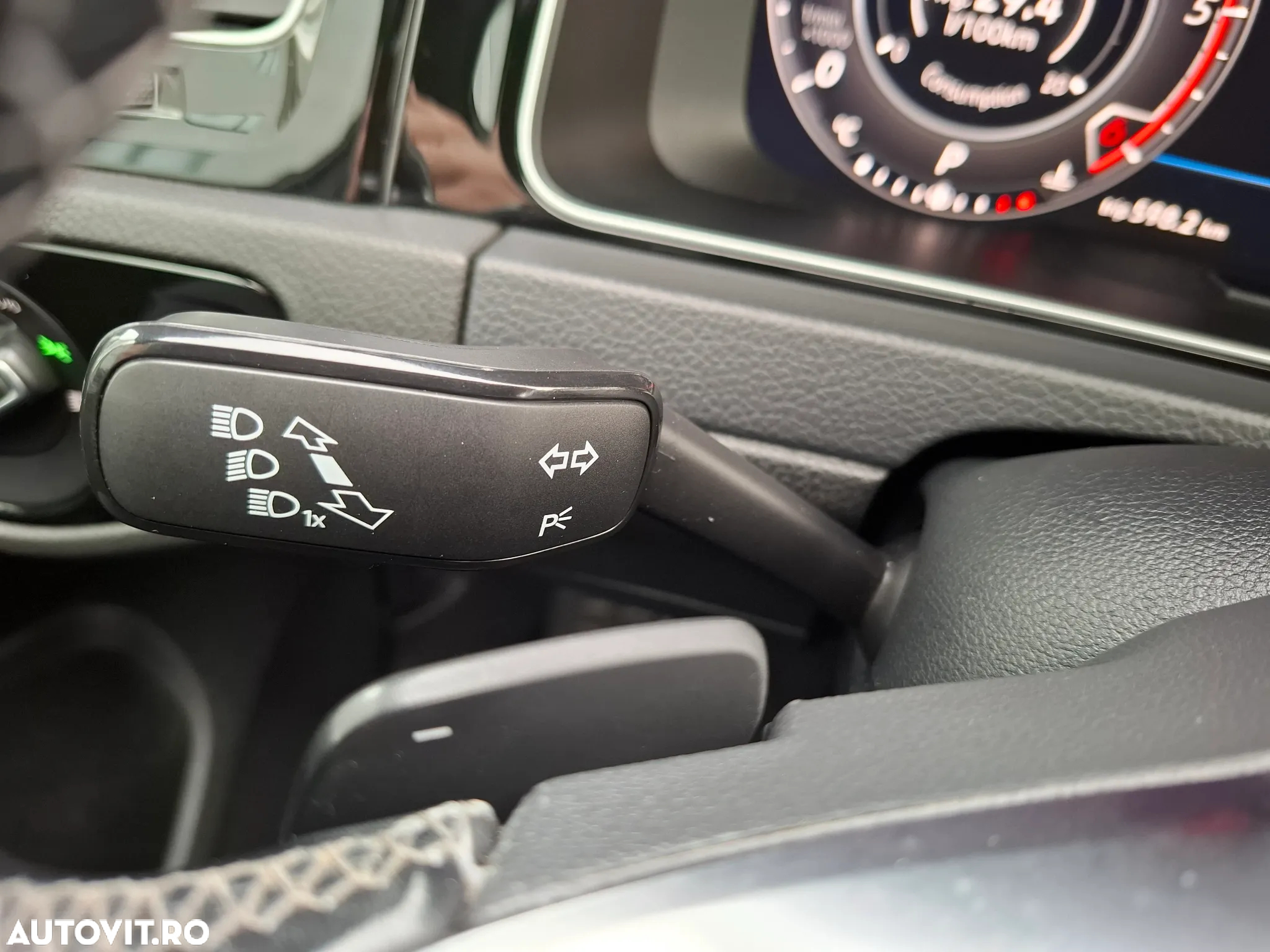 Volkswagen Golf Variant GTD 2.0 TDI SCR DSG - 25