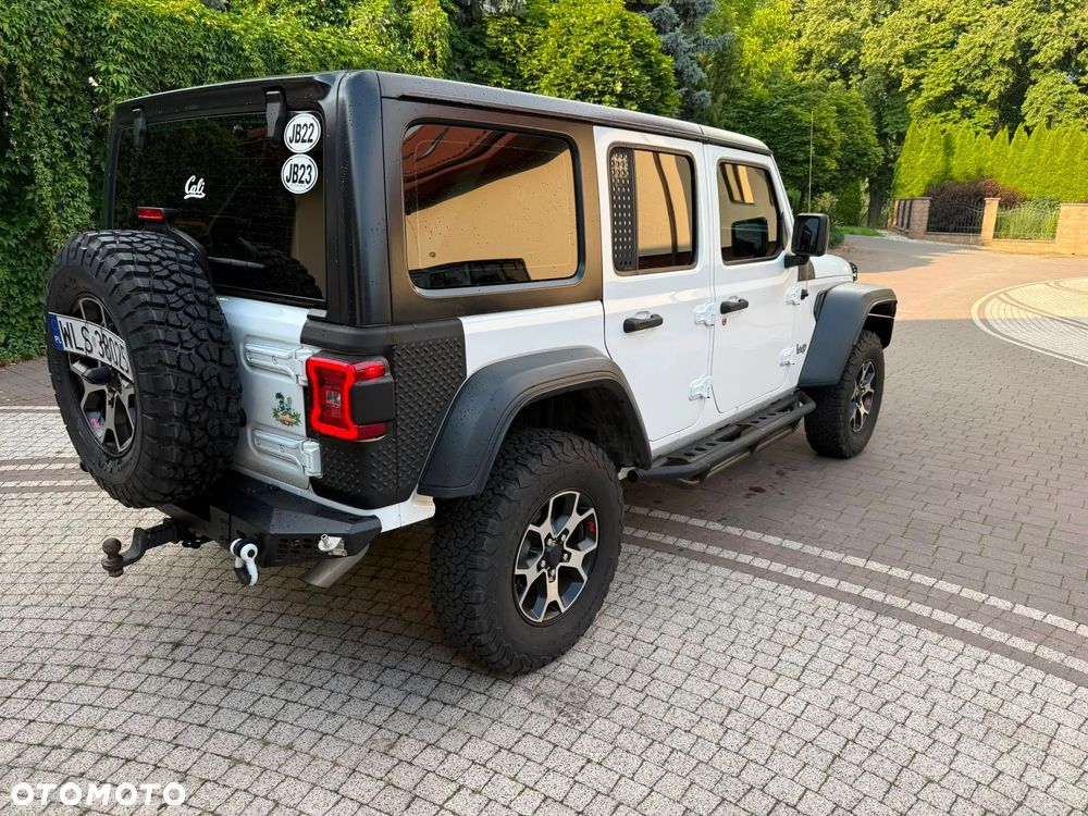 Jeep Wrangler - 13