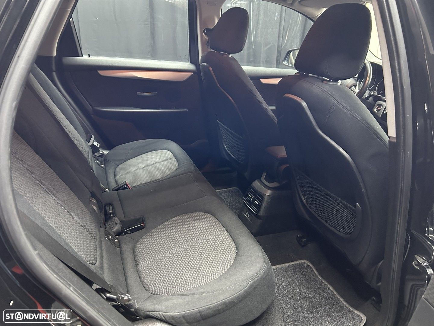 BMW 225xe Active Tourer Advantage - 11