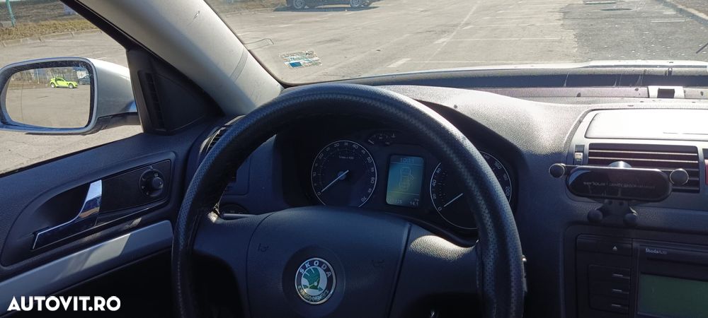 Skoda Octavia - 5