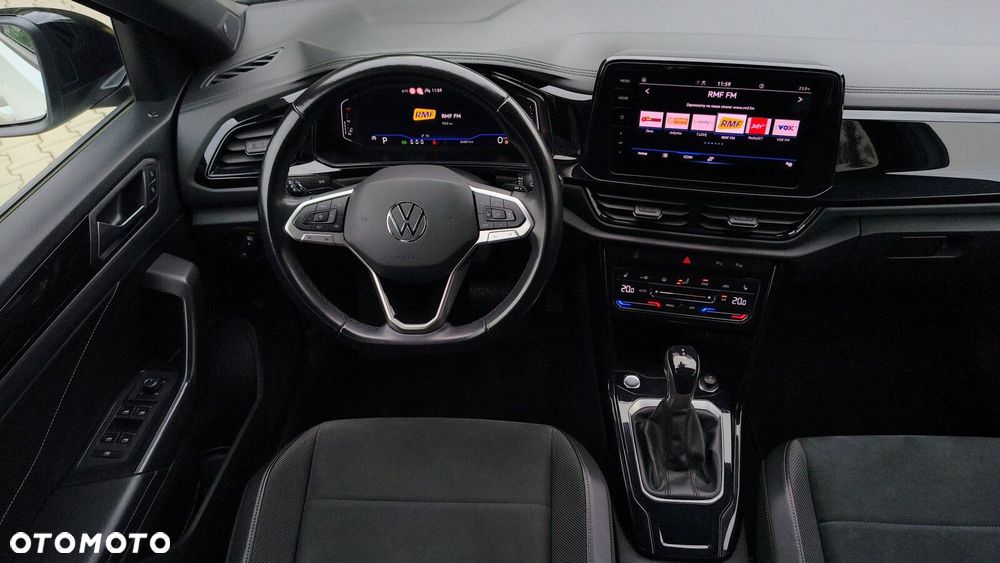 Volkswagen T-Roc - 10