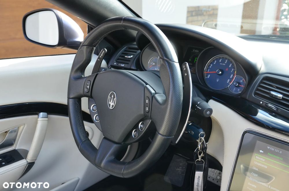 Maserati GranCabrio Sport - 18